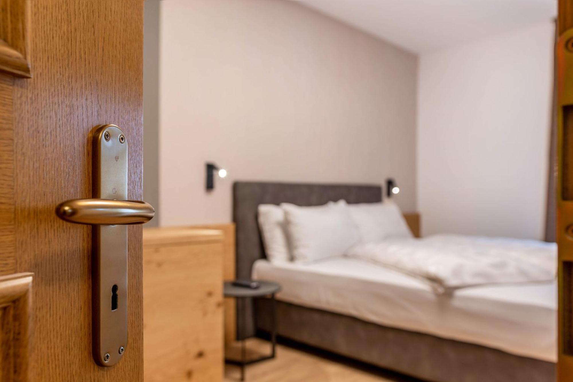 Kamerloy Apartments A Кампітелло-ді-Фасса Екстер'єр фото