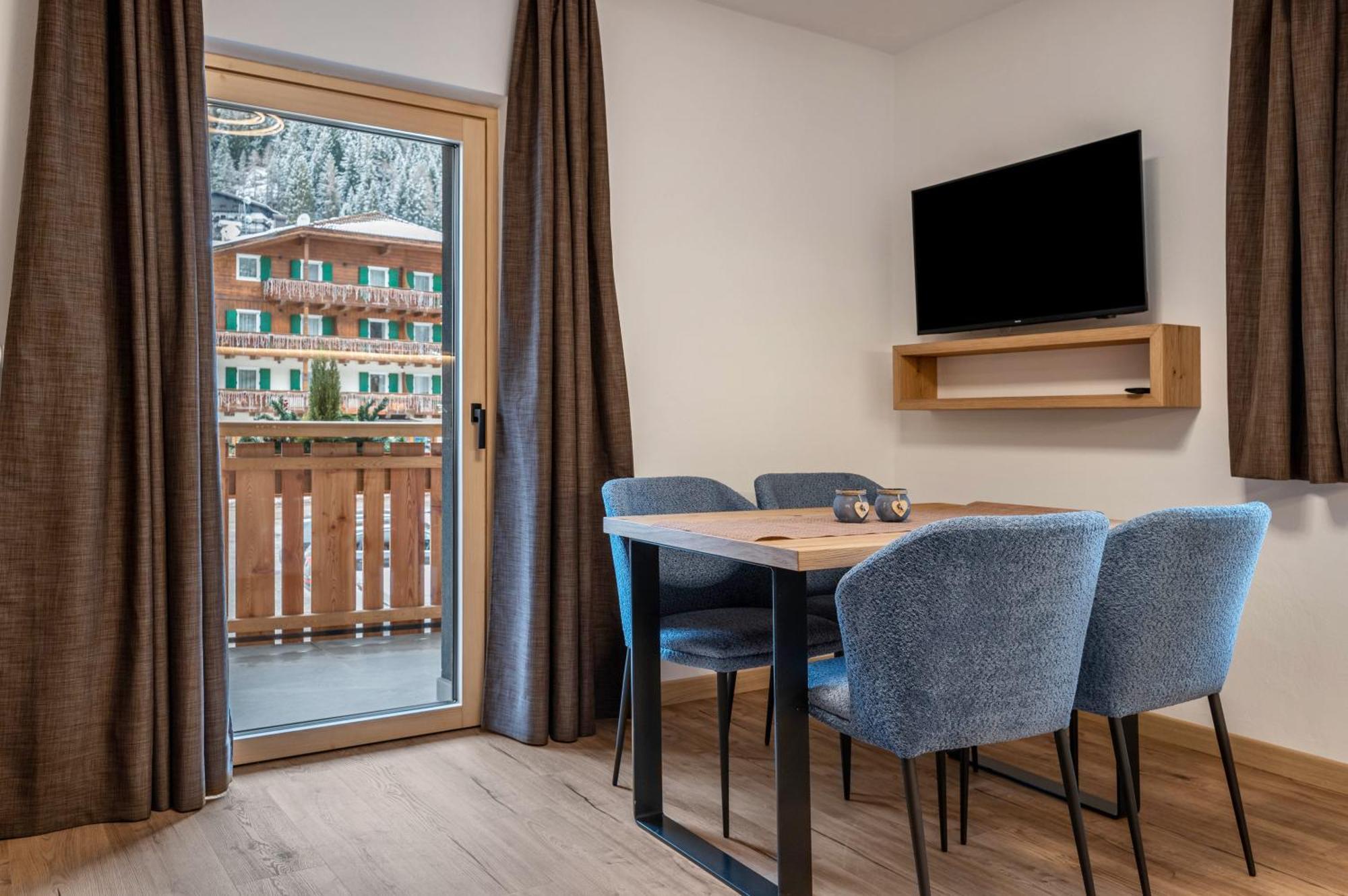Kamerloy Apartments A Кампітелло-ді-Фасса Екстер'єр фото
